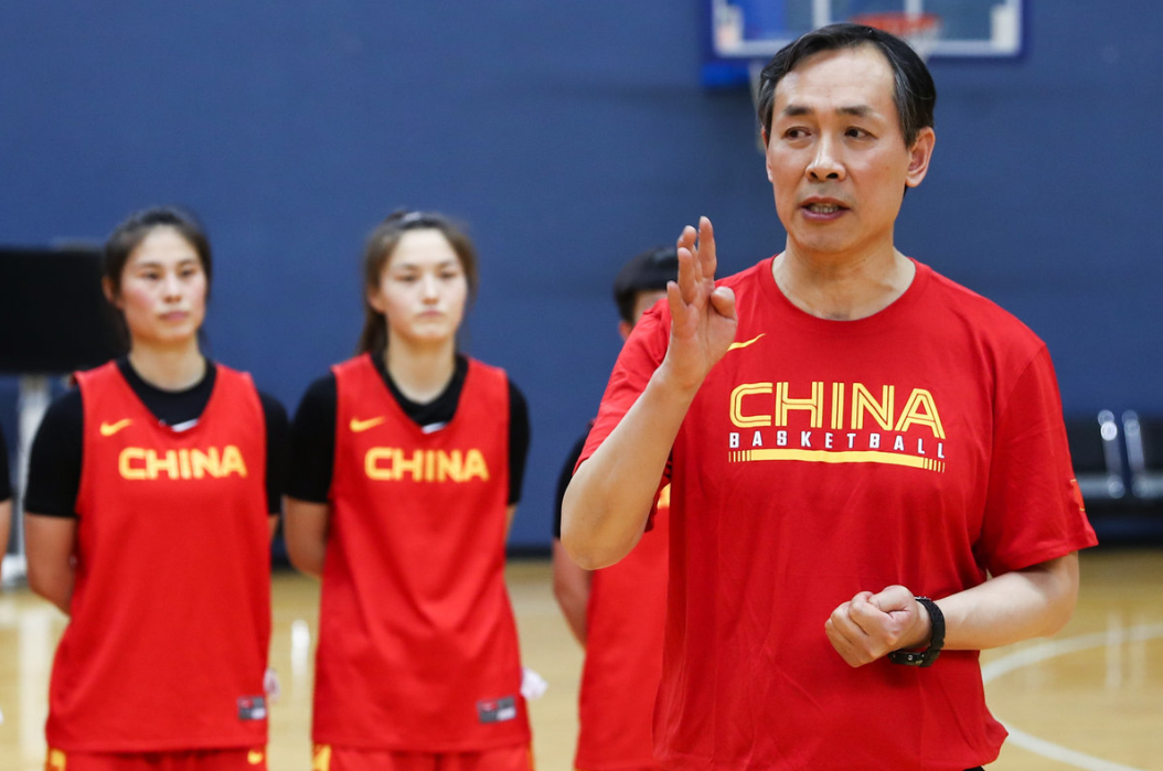 阿尔及利亚联赛出现变局，多支球队换帅调整的简单介绍